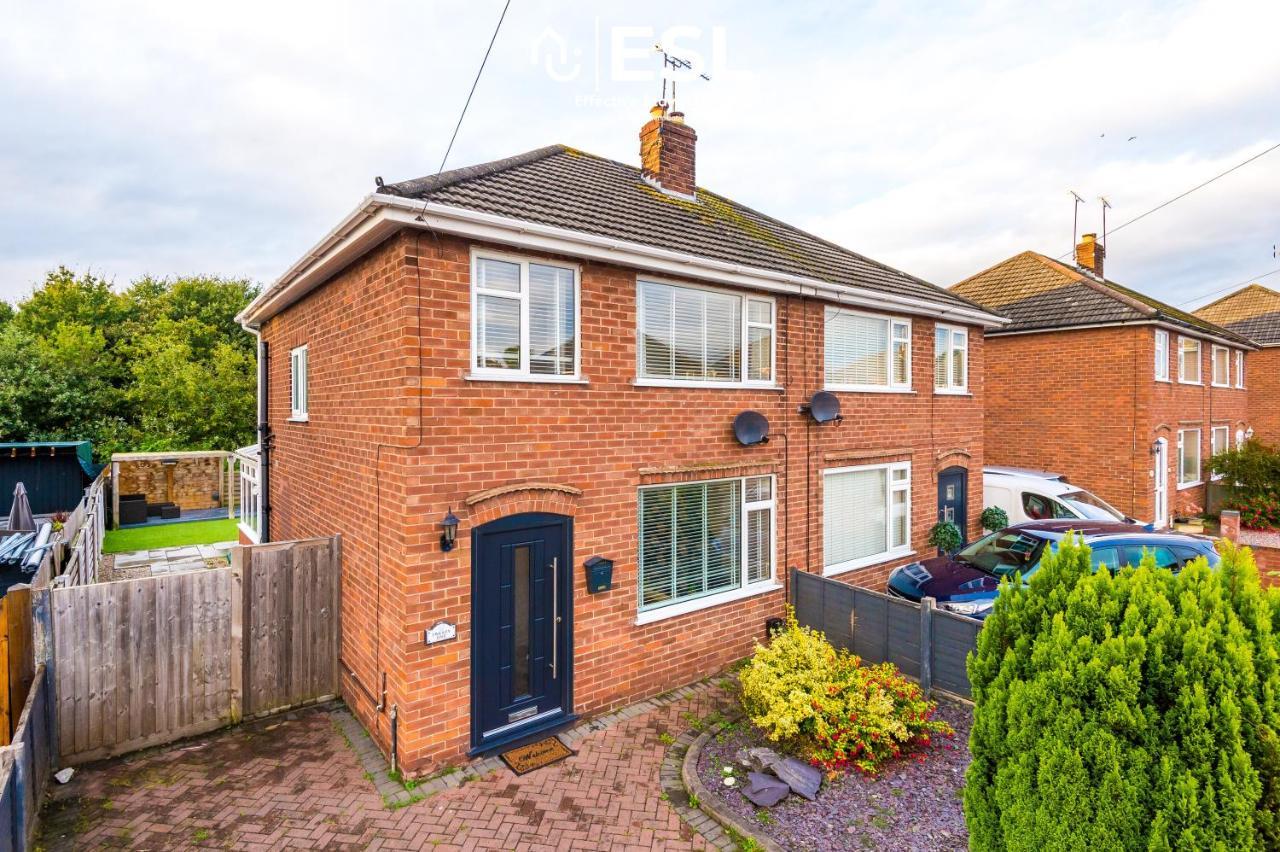 Garden View City Retreat Saughall Exterior photo